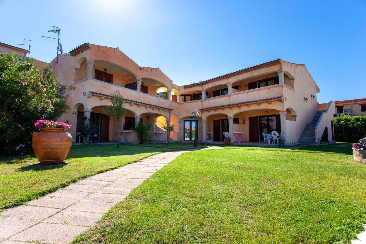 Il Viandante Hotel San Teodoro  Buitenkant foto
