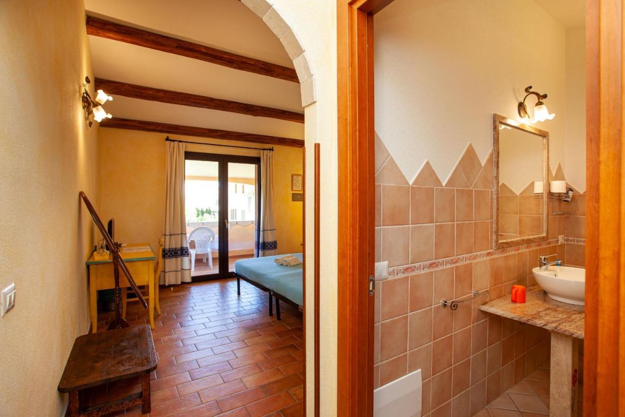 Il Viandante Hotel San Teodoro  Buitenkant foto