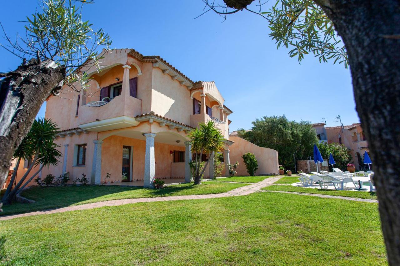 Il Viandante Hotel San Teodoro  Buitenkant foto