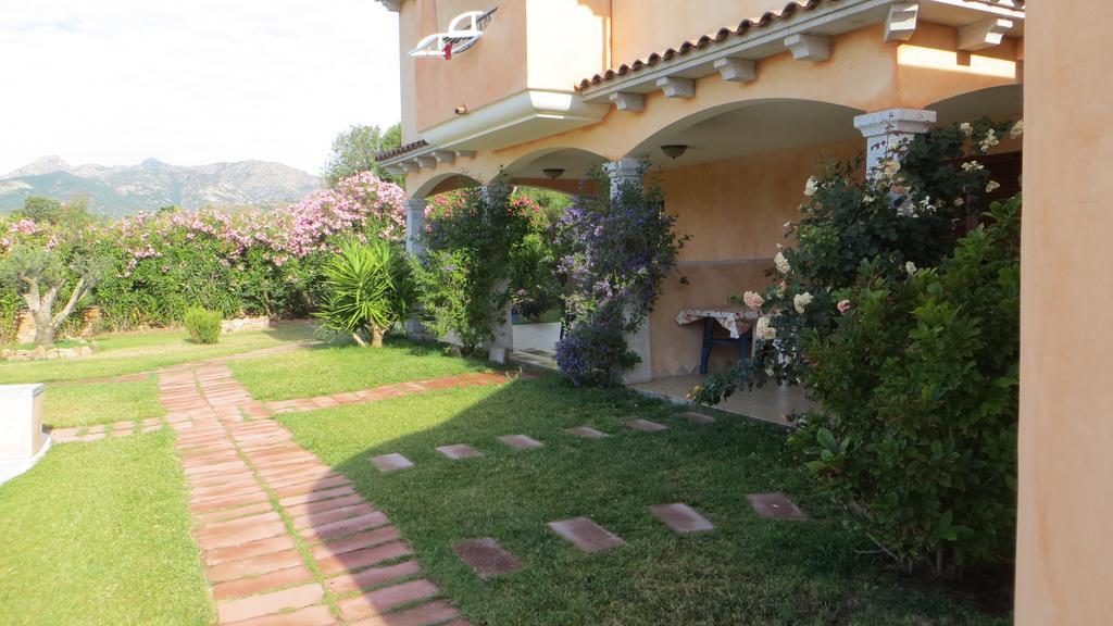 Il Viandante Hotel San Teodoro  Buitenkant foto
