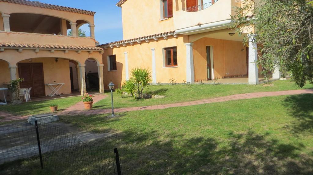 Il Viandante Hotel San Teodoro  Buitenkant foto